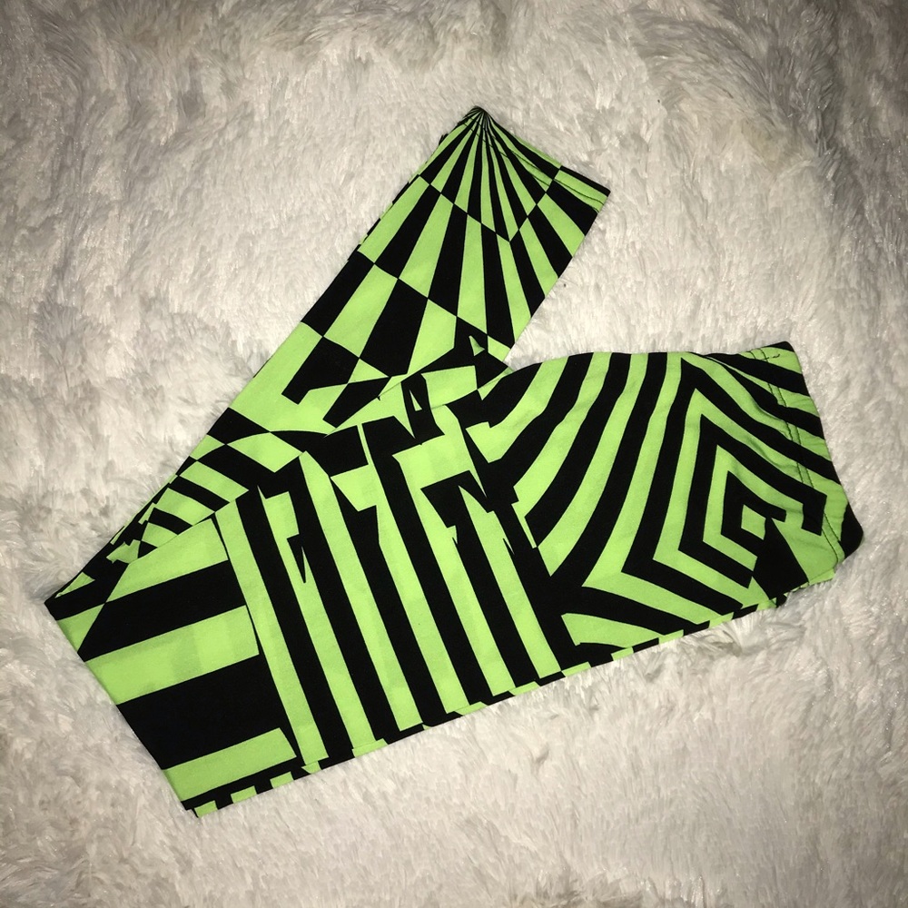 Abstract Pattern Neon Energie Leggings